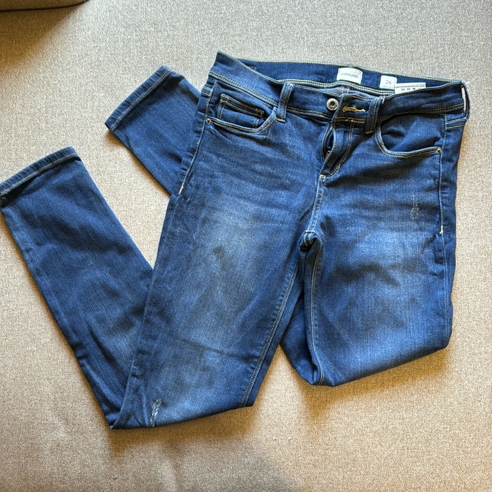 Women’s Sneak Peak skinny jeans size 26. Super soft